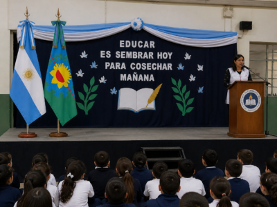 CLASES EN VIVO – Actos Escolares. PRÓXIMA: DÍA DE LA BANDERA.